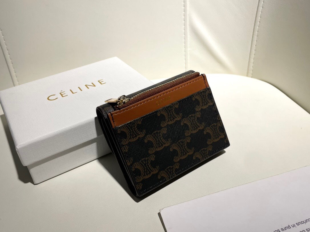 【セリーヌ】大人気 三折財布どんなシーンでも大活躍 実用性抜群の一品！